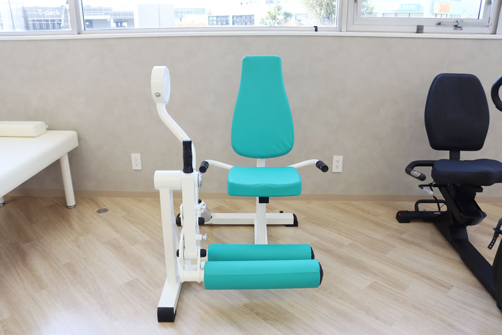 レッグエクステンション＆カール